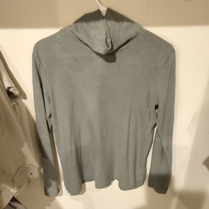 Uniqlo green heat tech turtleneck
